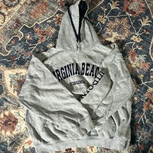 *VINTAGE* Virginia beach sweatshirt